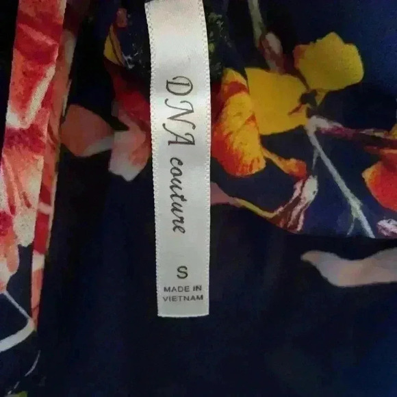 Top - Picture 6 of 6